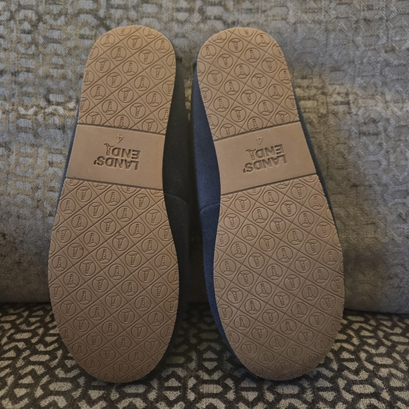 Lands' End Kids Navy Suede Loafers - Sz 4, Cozy, Durable, Unisex - Picture 4 of 5